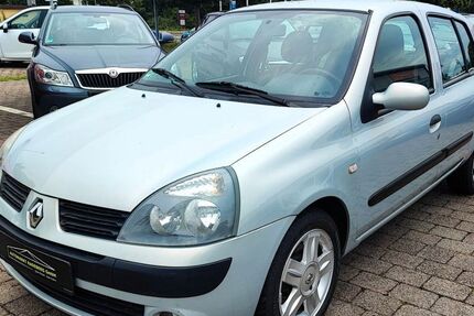 Renault Clio 100.000 km 2.550 &euro; Radeberg 01454