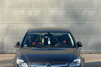 Opel Insignia 131.000 km 8.250 &euro; Augsburg 86161