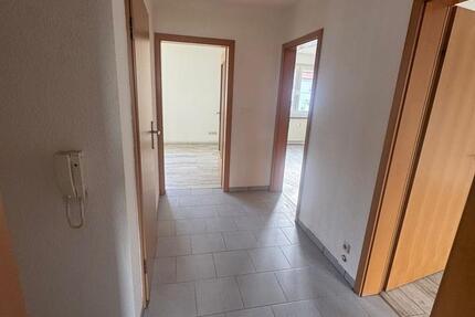 Wohnung Villingen-Schwenningen Schwenningen - 2 Zimmer, 75 m&sup2;, 700&euro; | Angebot:25447003