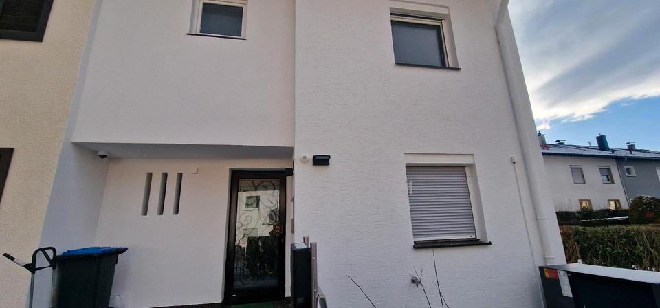 Einfamilienhaus Esslingen am Neckar Pliensauvorstadt - 5 Zimmer, 173 m&sup2;, 2.000&euro; | Angebot:24599416