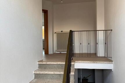 Frisch renoviertes Einfamilienhaus – ab 01.12. zu vermieten 4 zimmer