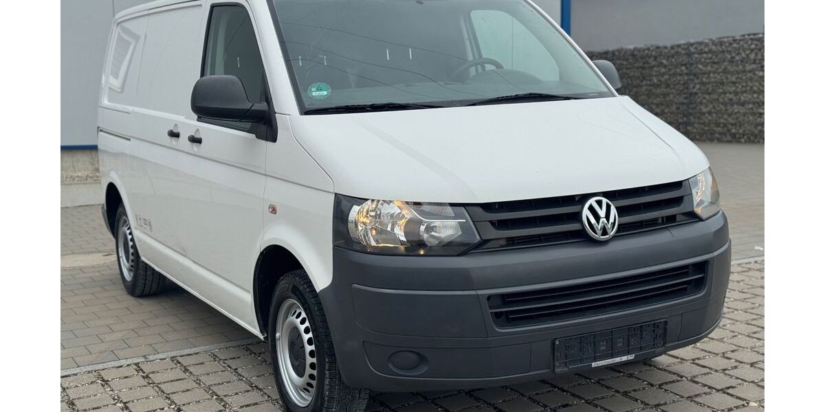 VW T5 Transporter 117.850 km 8.900 &euro; Postbauer-Heng 92353