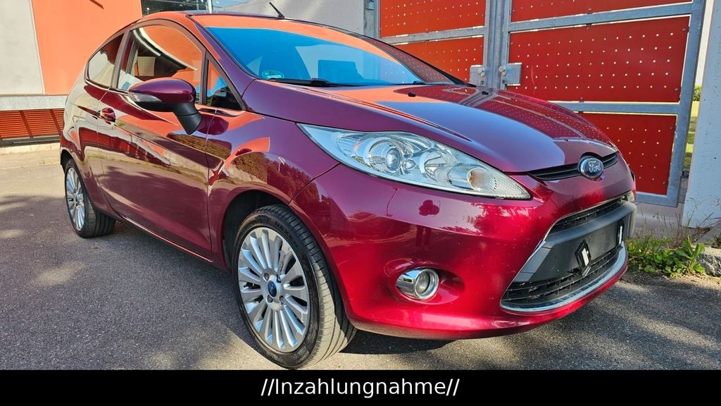 Ford Fiesta 211.000 km 2.300 &euro; Fellbach 70736