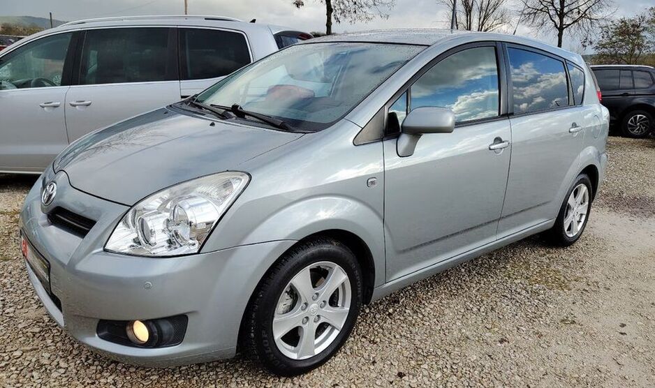 Corolla Verso