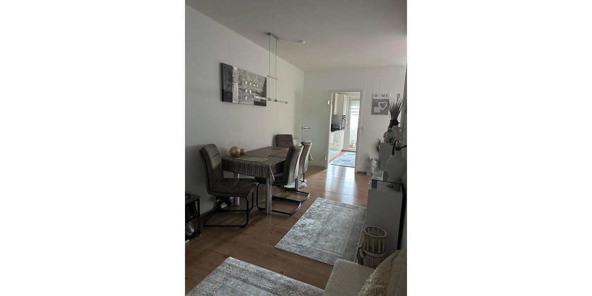 Etagenwohnung Sankt Georgen im Schwarzwald - 3.5 Zimmer, 87 m&sup2;, 225.000&euro; | Angebot:26693402