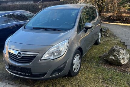 Opel Meriva 159.000 km 3.200 &euro; München 80937