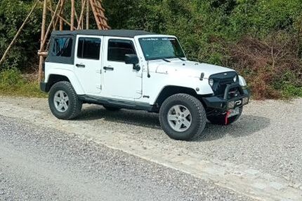 Jeep Wrangler 152.000 km 22.500 € Bad Rodach 96476