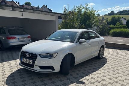 Audi A3 136.100 km 11.900 &euro; München 80686