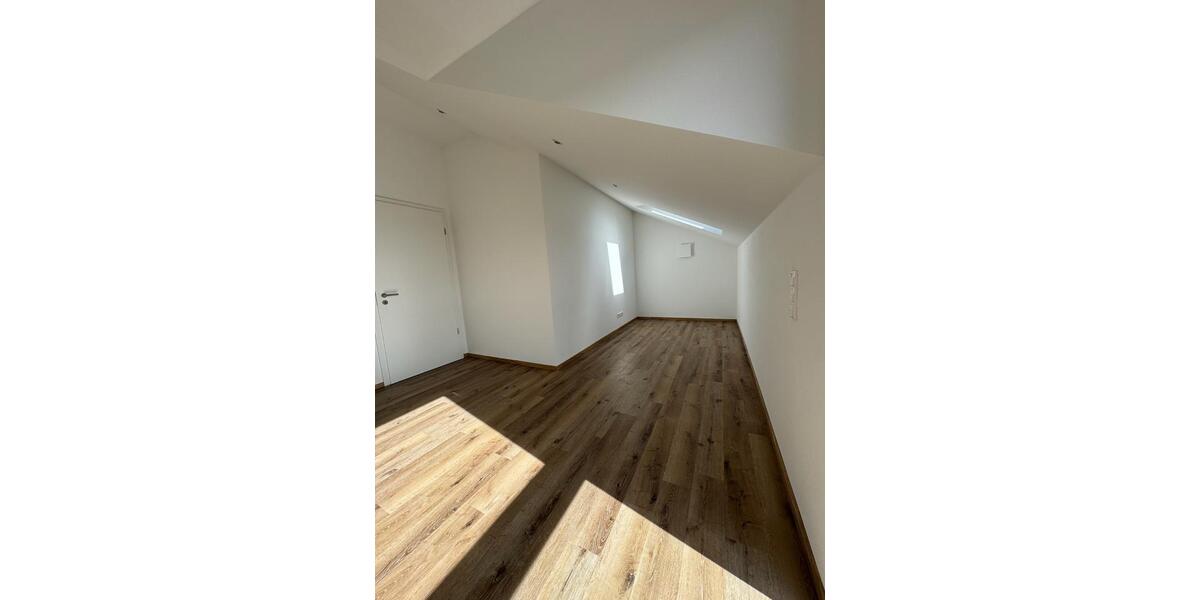 Doppelhaushälfte Teublitz - 5 Zimmer, 164 m&sup2;, 1.990&euro; | Angebot:22831914