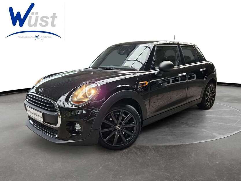 Mini One 76.014 km 13.470 € Kölbingen 56459