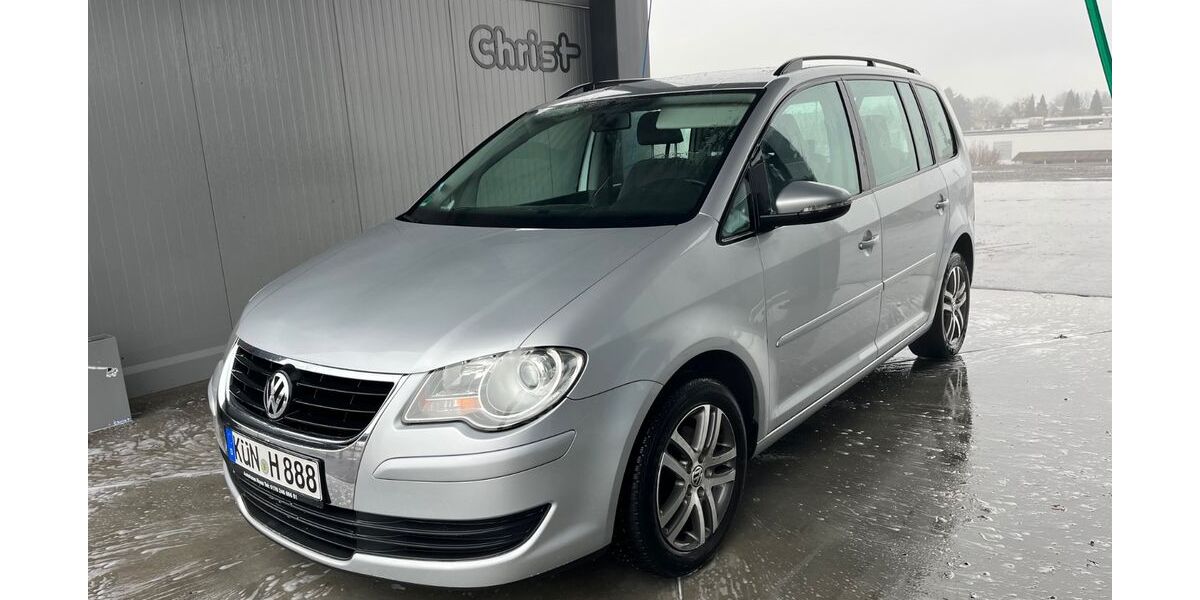 VW Touran 214.989 km 3.999 &euro; Öhringen 74613