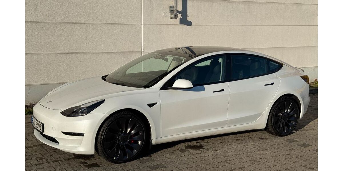 Tesla Model 3 43.000 km 33.900 &euro; Berlin 12351