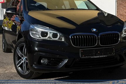 BMW 218i Sport Line*SHZ*LED*Tempo*Navi*Chrom* 114.892 km 10.890 &euro; Berlin 13187