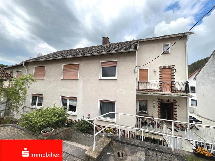 Helle und gemütliche 4 Zimmer Wohnung