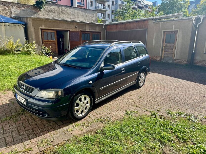 Opel Astra 222.000 km 2.300 € Chemnitz 09111