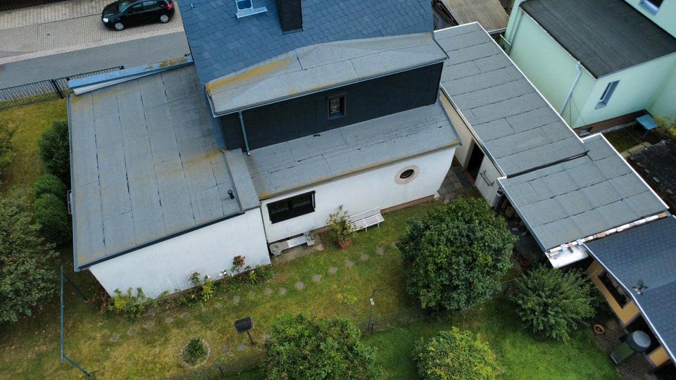 Einfamilienhaus Limbach-Oberfrohna Oberfrohna - 6 Zimmer, 105 m&sup2;, 240.000&euro; | Angebot:25181211