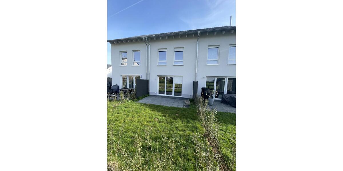 Reihenhaus Waldems - 5 Zimmer, 135 m&sup2;, 1.800&euro; | Angebot:26636417