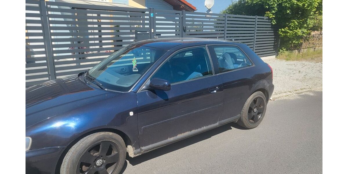 Audi A3 205.000 km 1.699 &euro; Hoyerswerda 02977