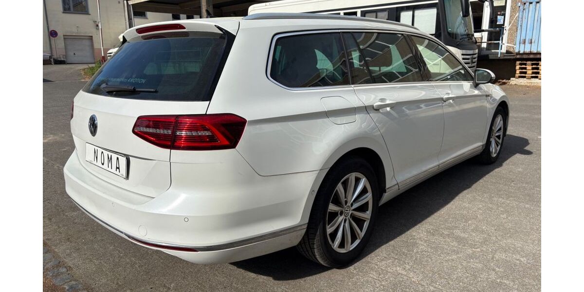 VW Passat 195.541 km 10.710 &euro; Frankfurt am Main 60389