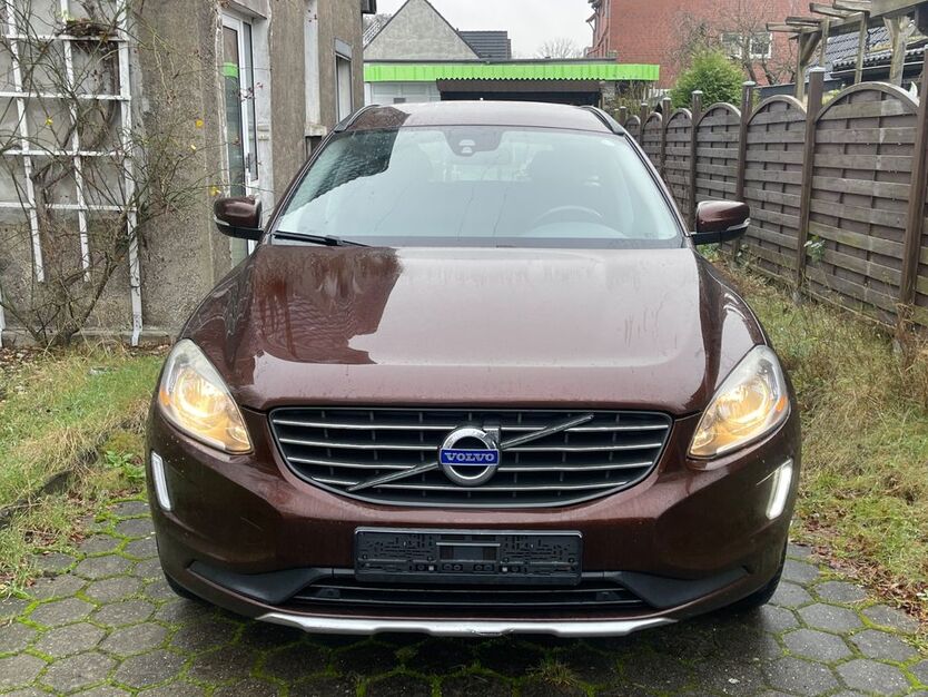 Volvo XC60 198.000 km 11.900 € Hamm 59077