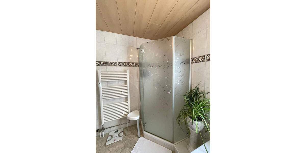 Etagenwohnung Rietheim-Weilheim Rietheim - 4 Zimmer, 107 m&sup2;, 230.000&euro; | Angebot:26512875