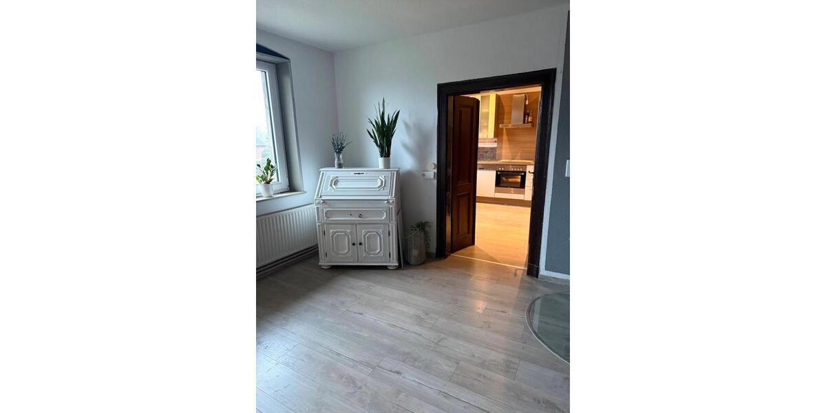 Etagenwohnung Hille - 5 Zimmer, 92 m&sup2;, 750&euro; | Angebot:25405153