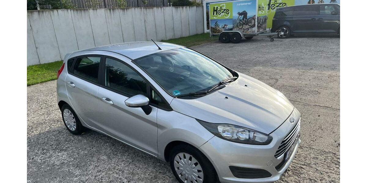 Ford Fiesta 167.000 km 5.300 € Wolfenbuettel 38302