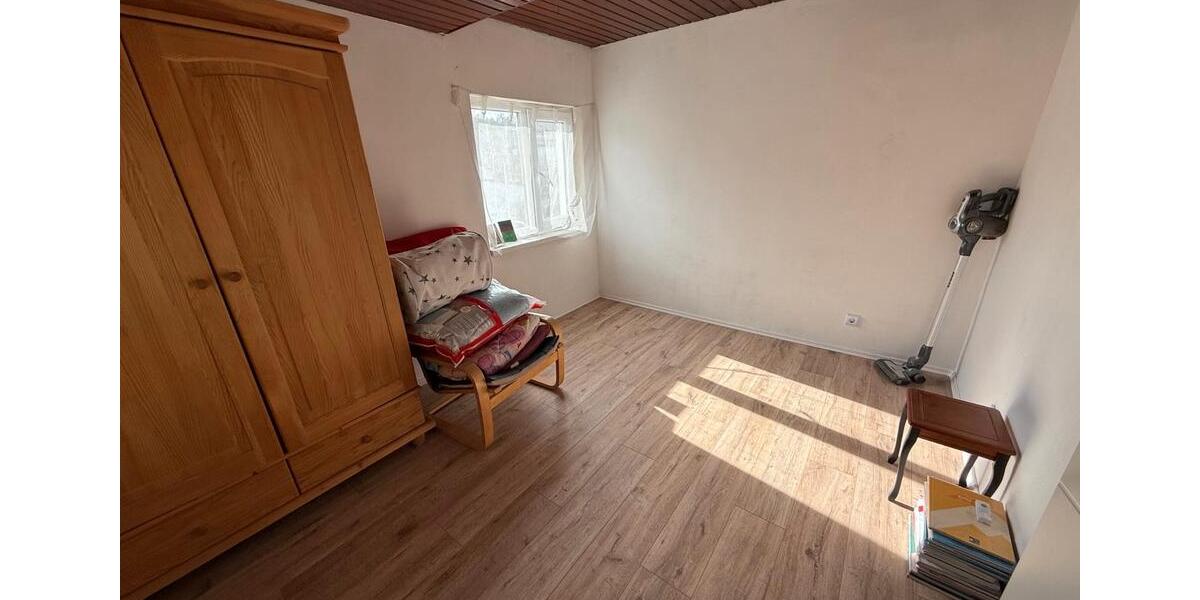Einfamilienhaus Deggendorf - 6 Zimmer, 100 m&sup2;, 1.190&euro; | Angebot:26331654