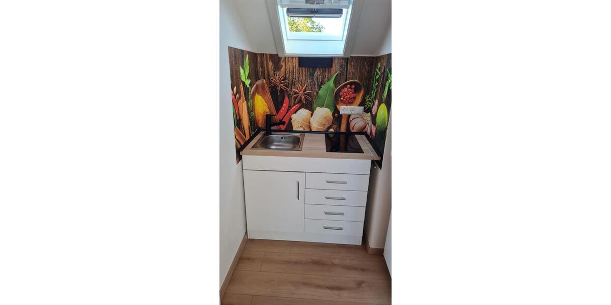 Dachgeschoßwohnung Birkenfeld - 1.5 Zimmer, 39 m&sup2;, 375&euro; | Angebot:24850562