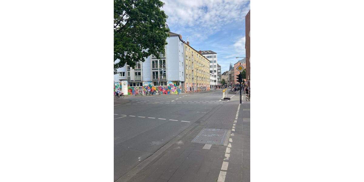 Etagenwohnung Köln Neustadt-Nord - 2 Zimmer, 79 m&sup2;, 1.650&euro; | Angebot:25022901