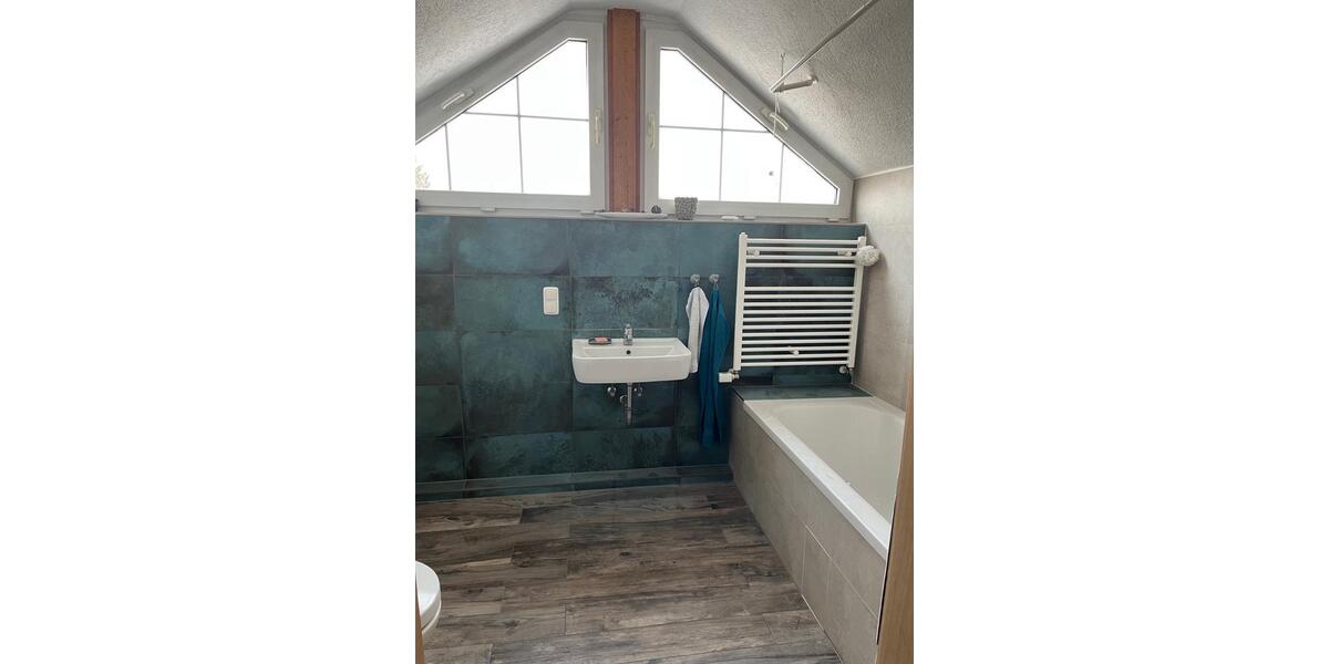 Dachgeschoßwohnung Neuenhagen bei Berlin - 3 Zimmer, 95 m&sup2;, 1.500&euro; | Angebot:25352003