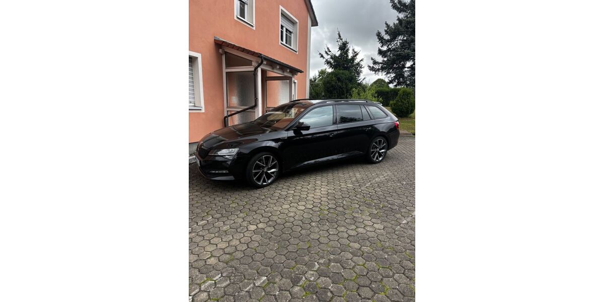 Skoda Superb 74.000 km 28.700 &euro; Ettenstatt 91796