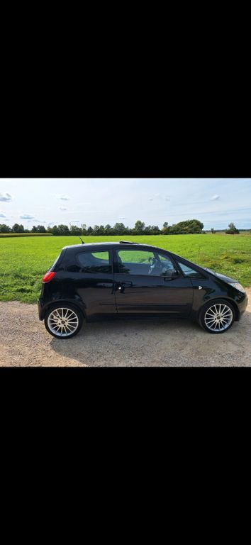 Mitsubishi Colt 80.534 km 2.750 € München 80333