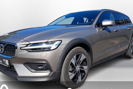 Volvo V60 Cross Country 85.100 km 35.490 &euro; Lohr 97816
