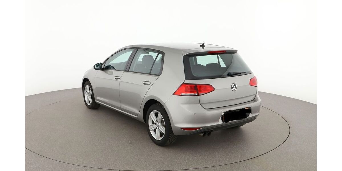 VW Golf 124.357 km 10.300 &euro; Taufkirchen 82024