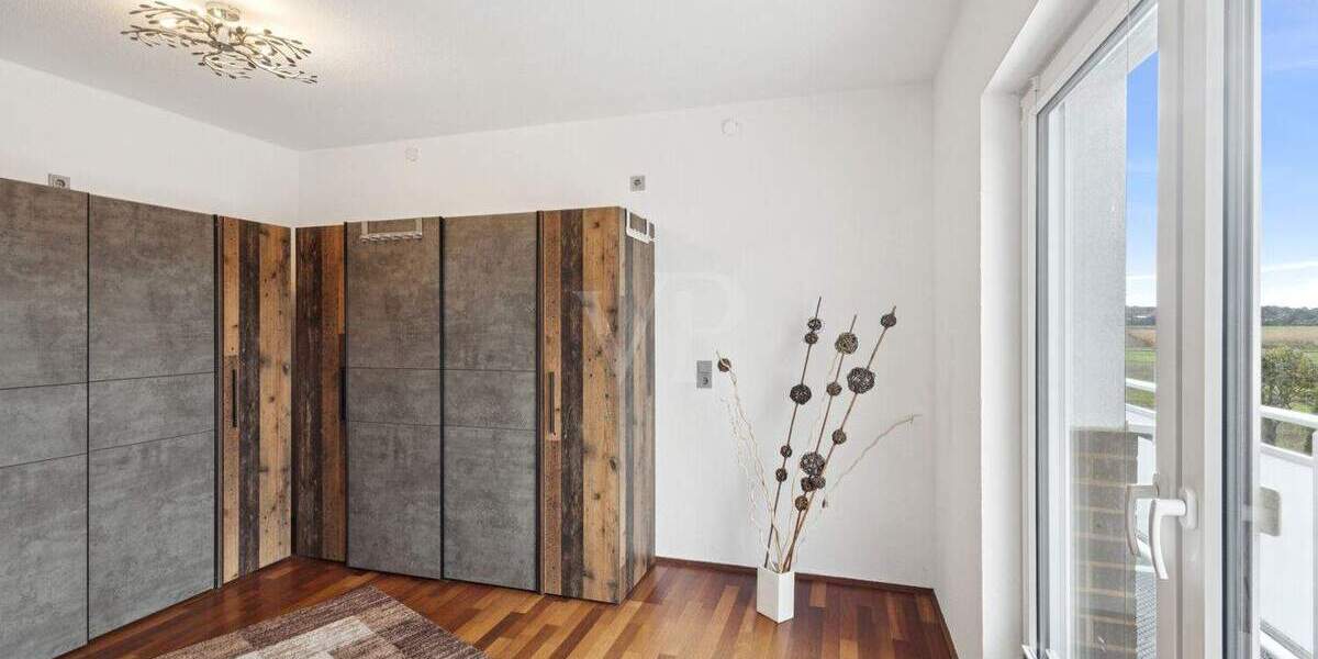 Repräsentatives, lichtverwöhntes Einfamilienhaus in Feldrandlage! 5 zimmer