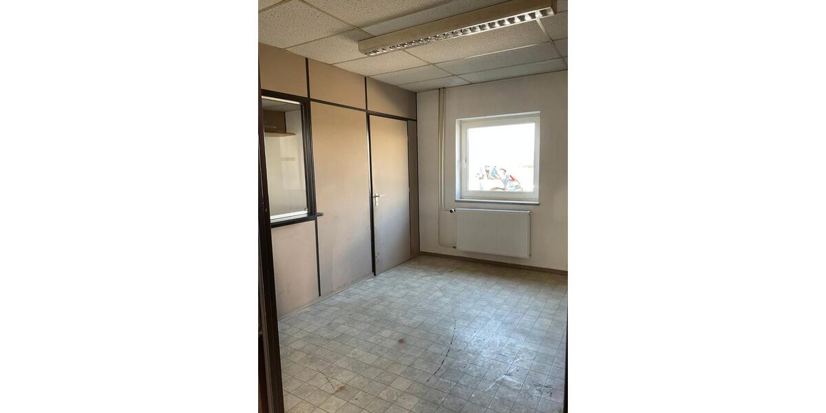 Gewerbeobjekt Ergolding - 2.200&euro; | Angebot:26244463