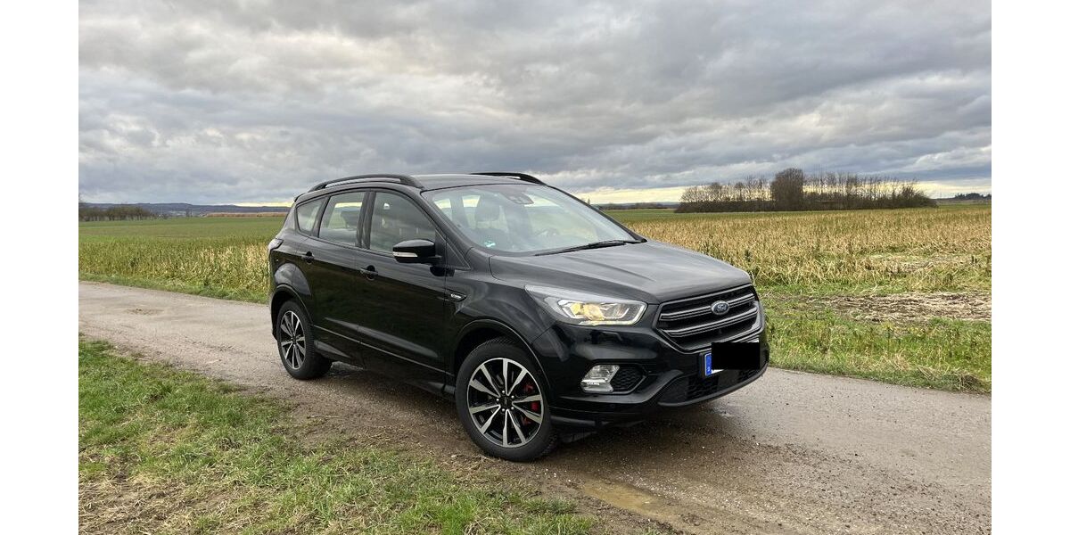 Ford Kuga 98.990 km 15.600 &euro; Adenau 53518