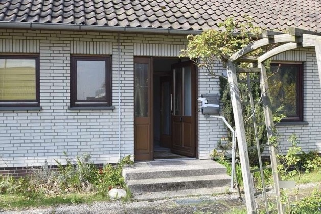 Großes Ein-Zweifamilienhaus mitten im Zentrum von Kirchweyhe - Einfamilienhaus Weyhe | Angebot:26199800