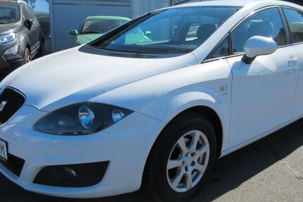 Seat Leon 141.800 km 4.995 &euro; Tauberbischofsheim 97941