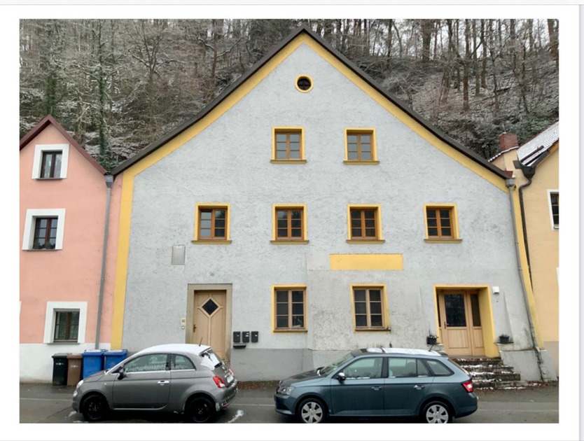 Historisches, saniertes Wohn- und Geschäftshaus, gut vermietet in