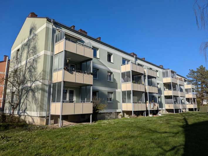 Wohnung zum Kaufen in Augsburg 245.000 € 64 m²