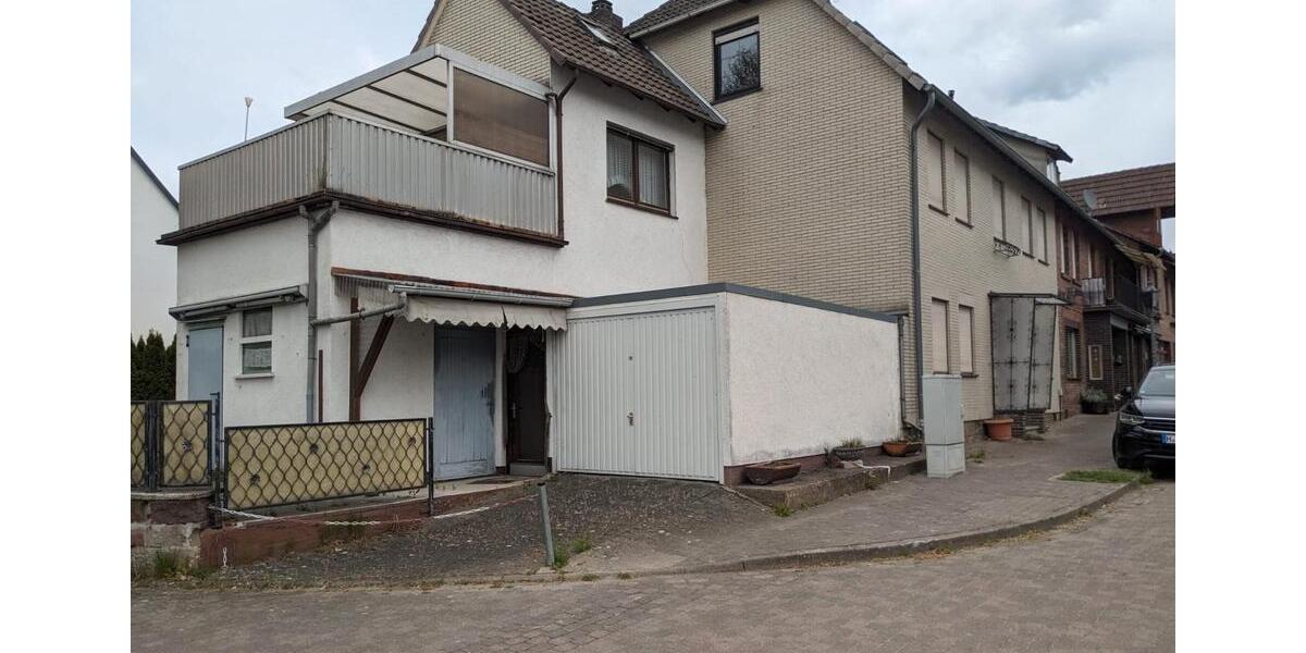 Einfamilienhaus Bodenfelde - 7 Zimmer, 155 m&sup2;, 98.000&euro; | Angebot:27093079