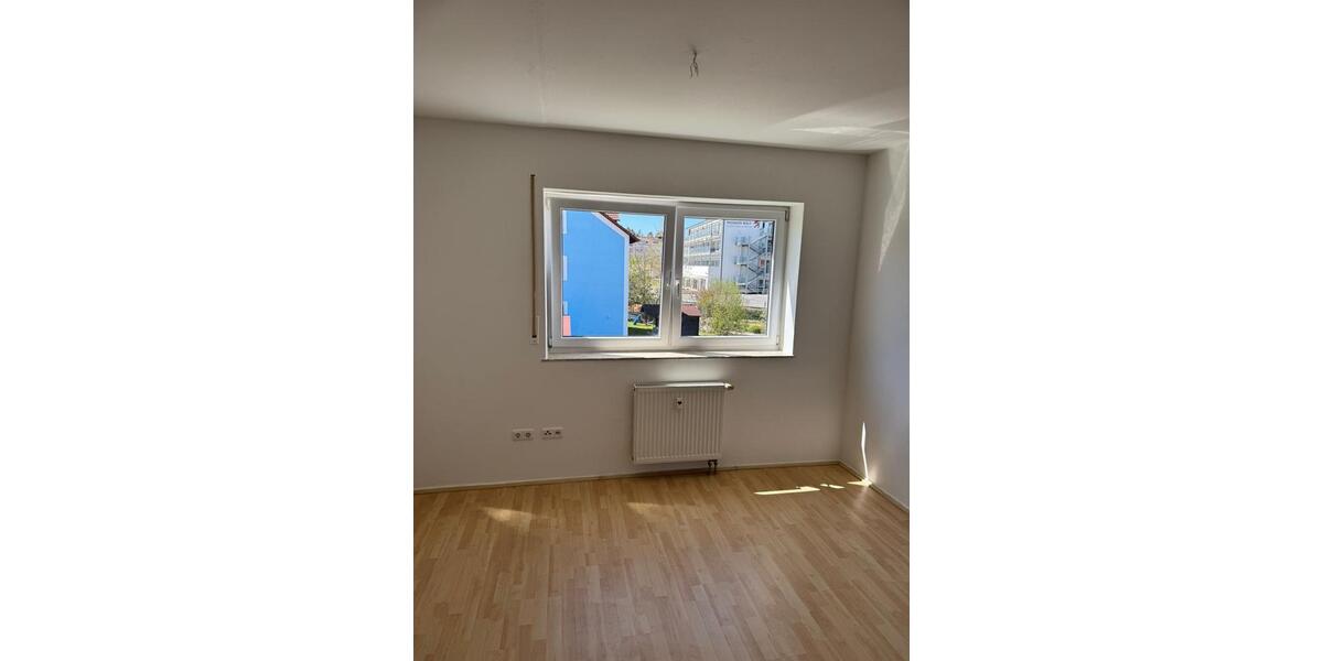 Etagenwohnung Nittenau - 4 Zimmer, 110 m&sup2;, 1.190&euro; | Angebot:26384512
