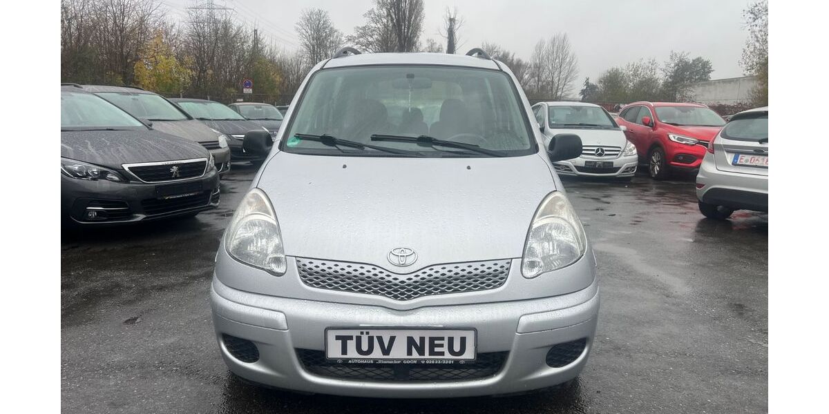 Toyota Yaris 130.000 km 4.000 &euro; Essen 45357