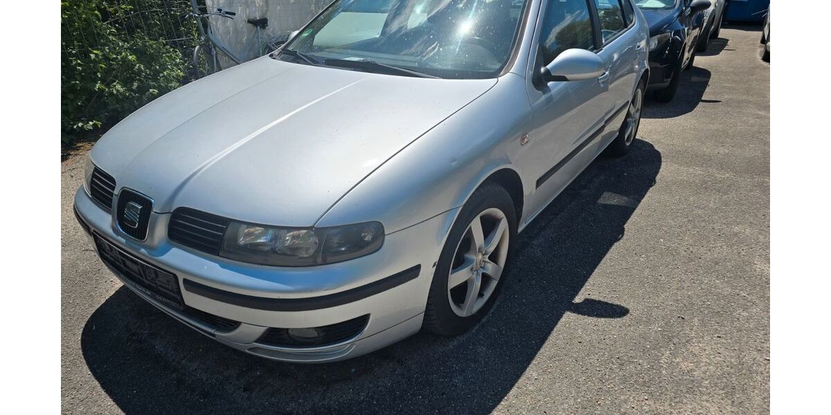 Seat Leon 221.000 km 1.899 &euro; Neuburg an der Donau 86633