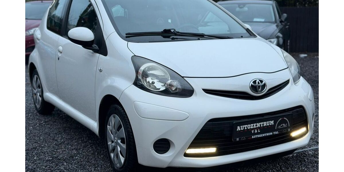 Toyota Aygo (X) 128.100 km 3.990 &euro; Wuppertal 42289