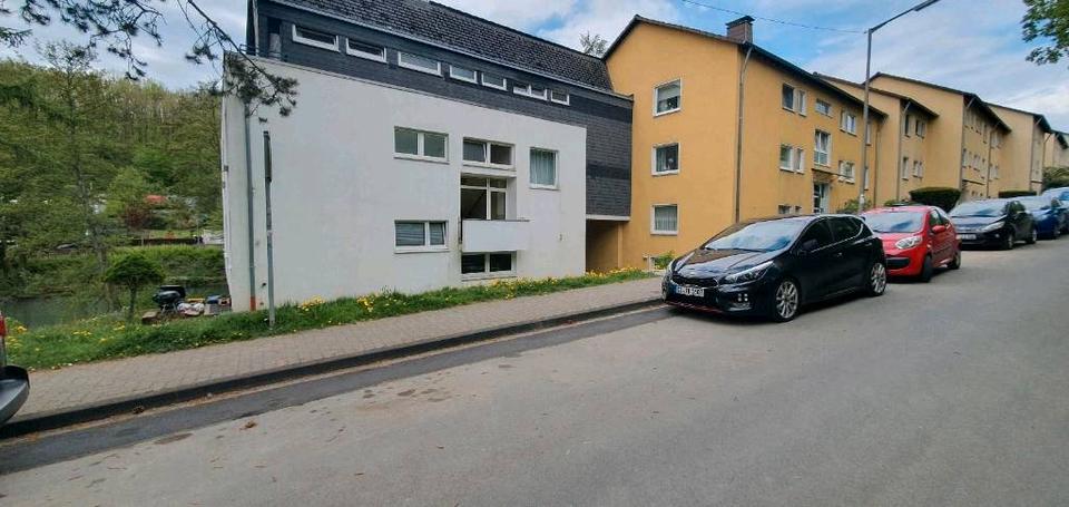 Etagenwohnung Siegen Dillnhütten - 4 Zimmer, 143 m&sup2;, 1.300&euro; | Angebot:26412582