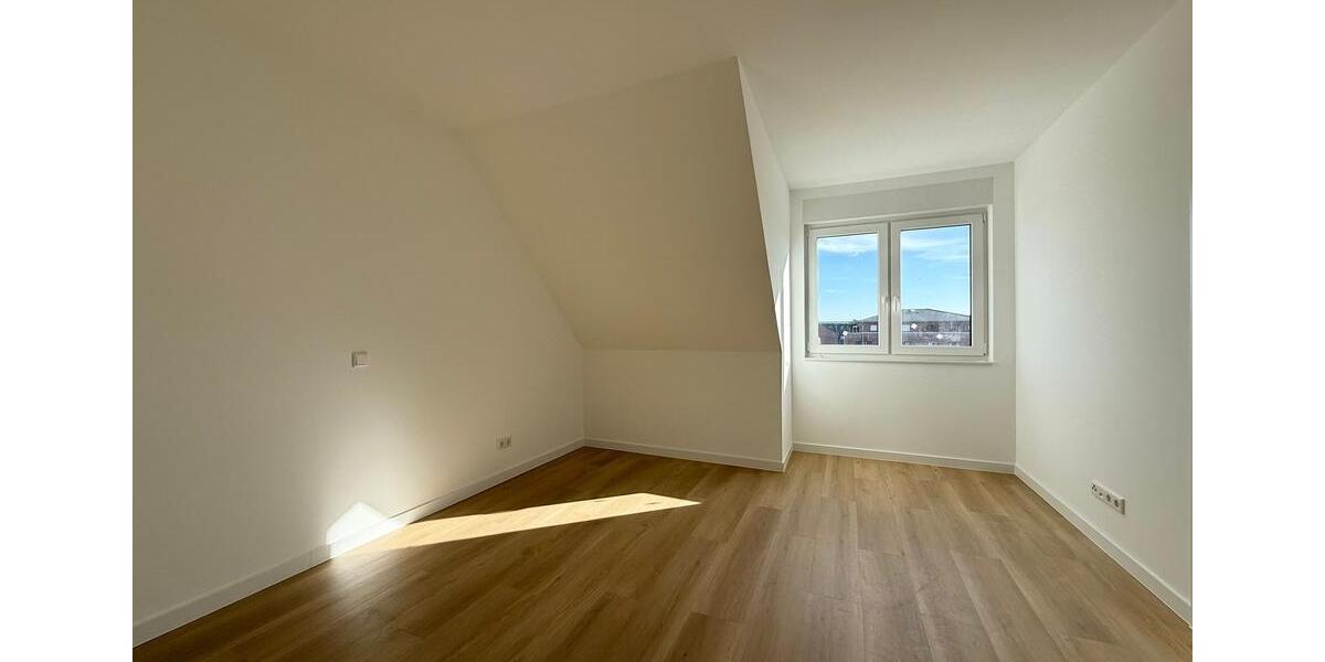 Reihenhaus Apen - 5 Zimmer, 126 m&sup2;, 1.290&euro; | Angebot:25782518