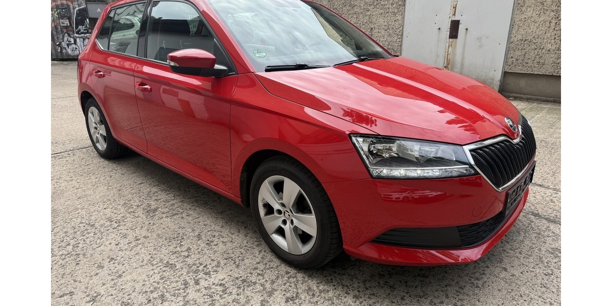 Skoda Fabia 1.0 Klima 1. Hand Active 29.800 km 11.790 &euro; Berlin 10247